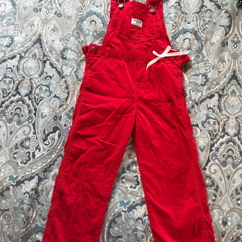 Oshkosh girl’s overalls